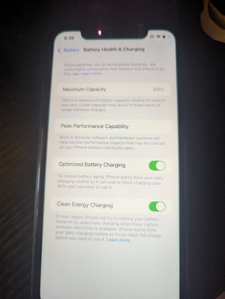 iPhone 11 64GB Unlocked Excellent